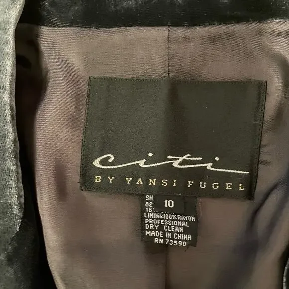 Citi by Yansi Fugel gray velvet suit size 10